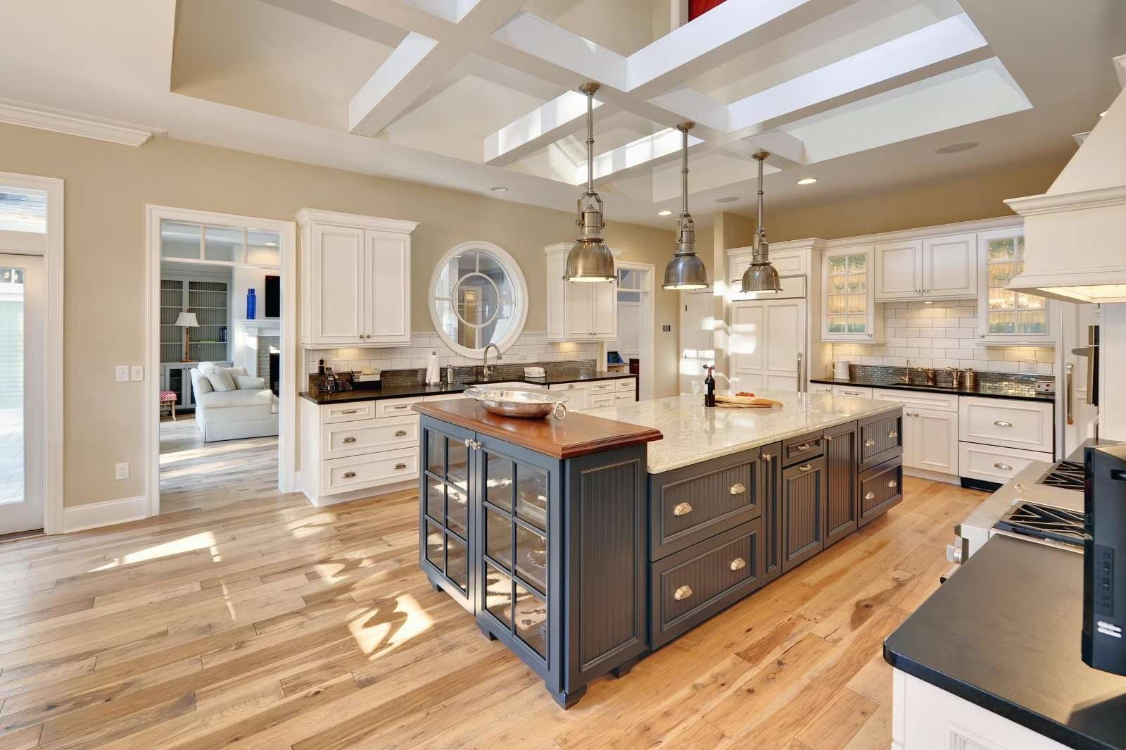 High-End Kitchen Remodeling Ideas - Gold Coast Remodeling & Renovation